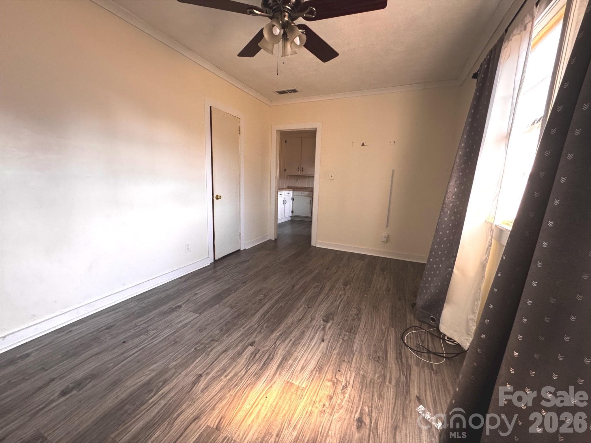 Single Family Residence at 711 Yuma Street, Charlotte, photo 8 of 11
