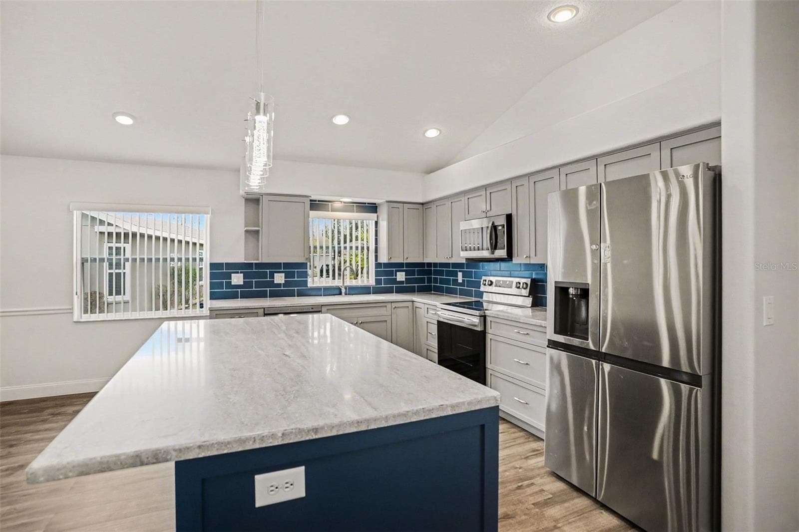 Single Family Residence at 9524 ROLLING CIR, SAN ANTONIO, photo 10 of 33