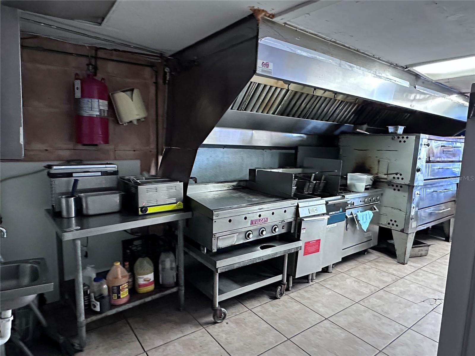 Restaurant at 9852 E COLONIAL DR, ORLANDO, photo 4 of 6