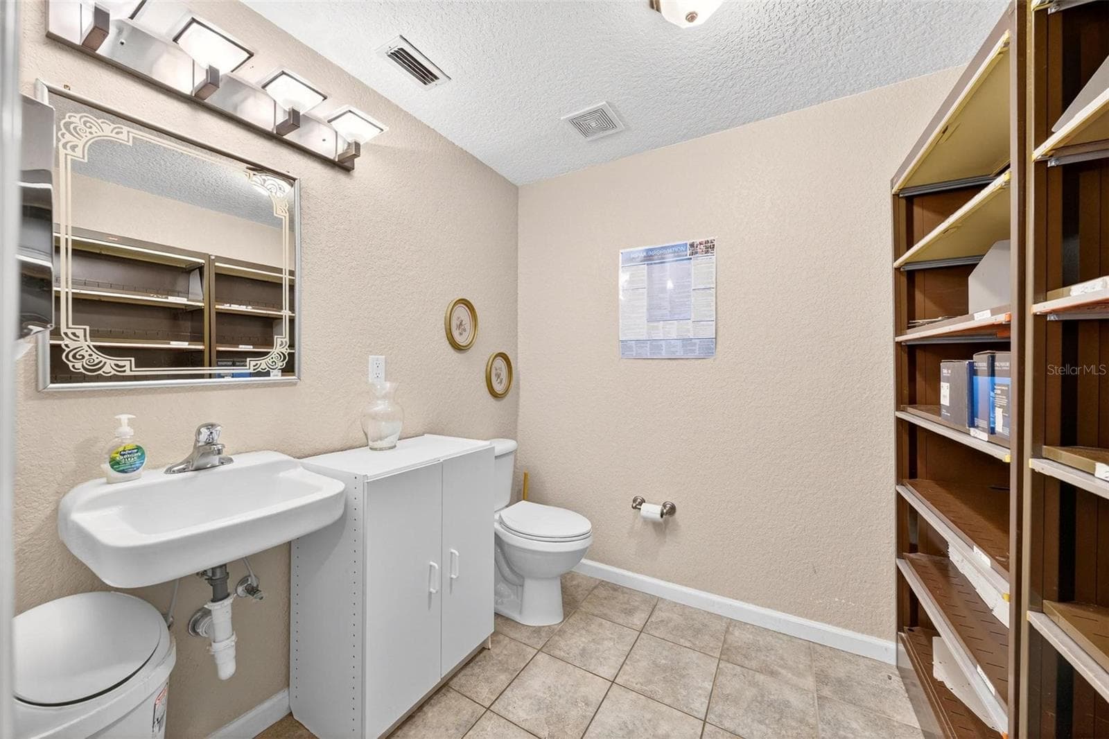 Bathroom 1/2 - 1318 S EUSTIS ST, EUSTIS