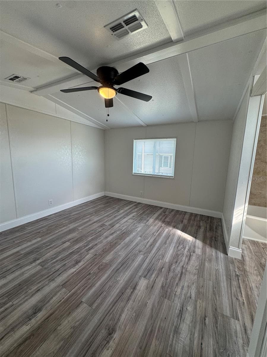 Manufactured Home at 5035 SOUTHSHORE DR, POLK CITY, photo 15 of 34