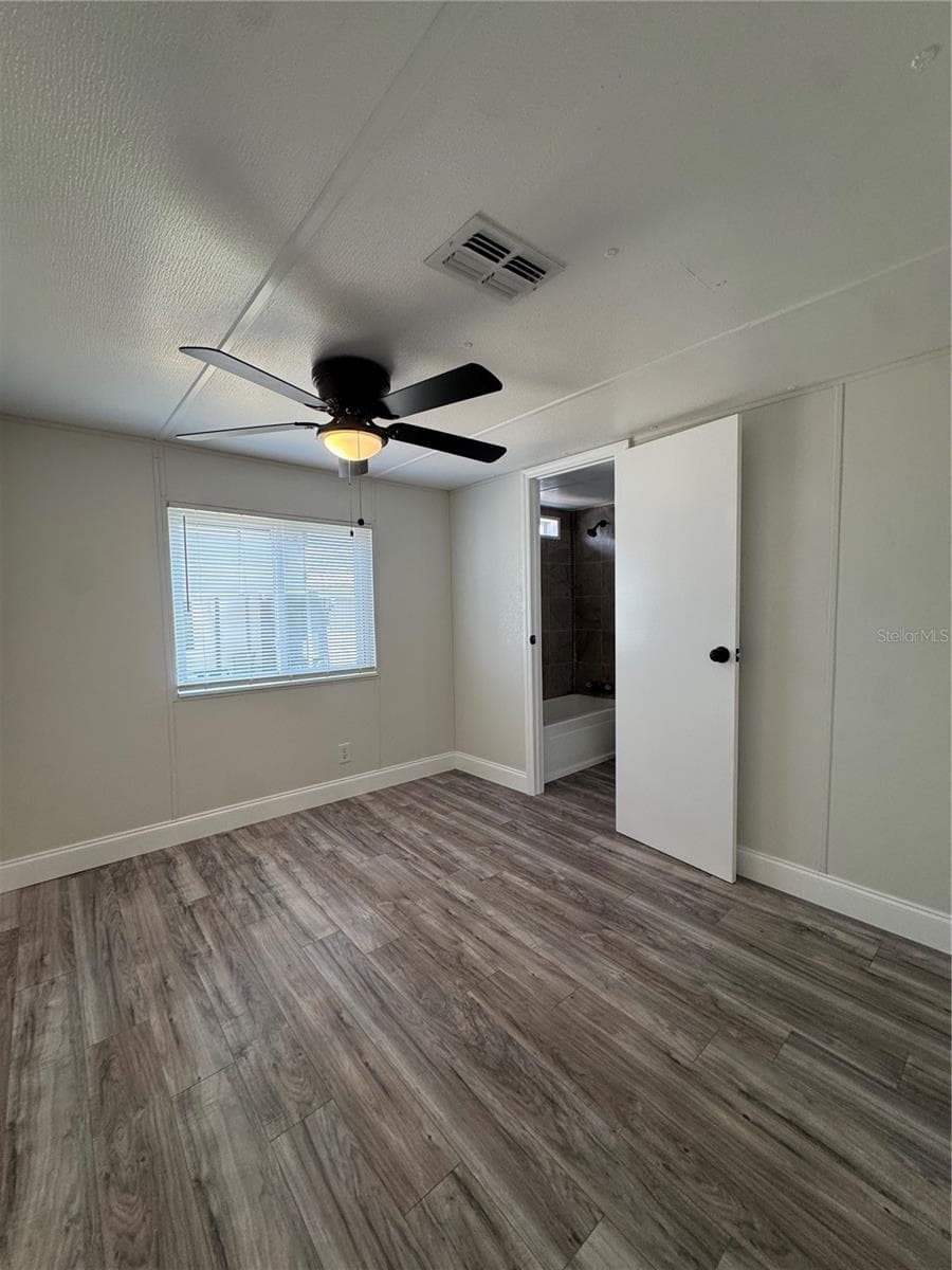 Manufactured Home at 5035 SOUTHSHORE DR, POLK CITY, photo 21 of 34