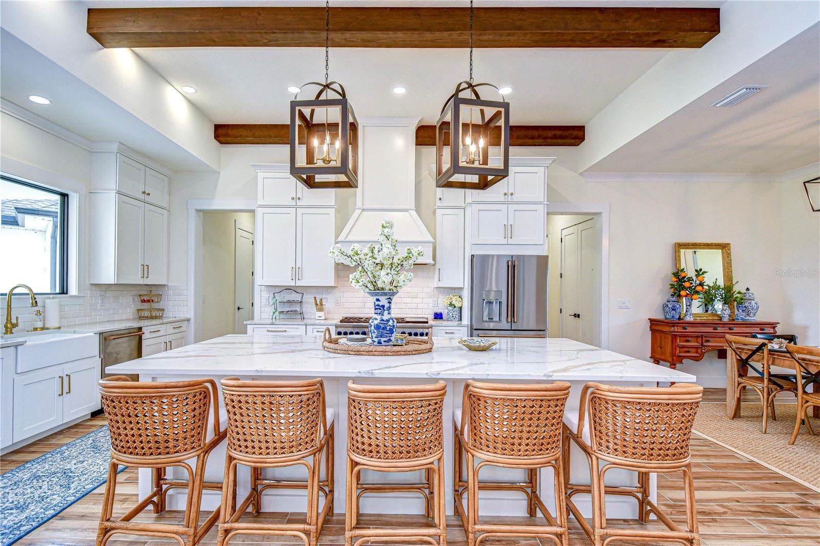 Quartz countertops - 111 ALAFIA ESTATES LN, LITHIA