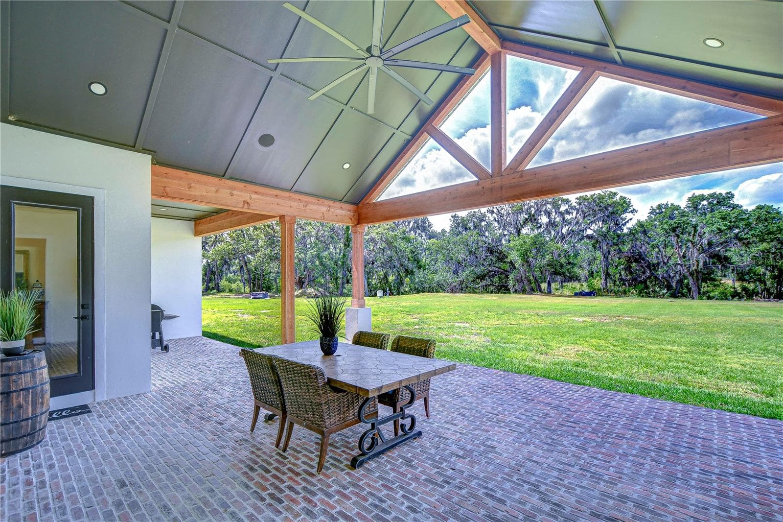 Brick-paver lanai - 111 ALAFIA ESTATES LN, LITHIA