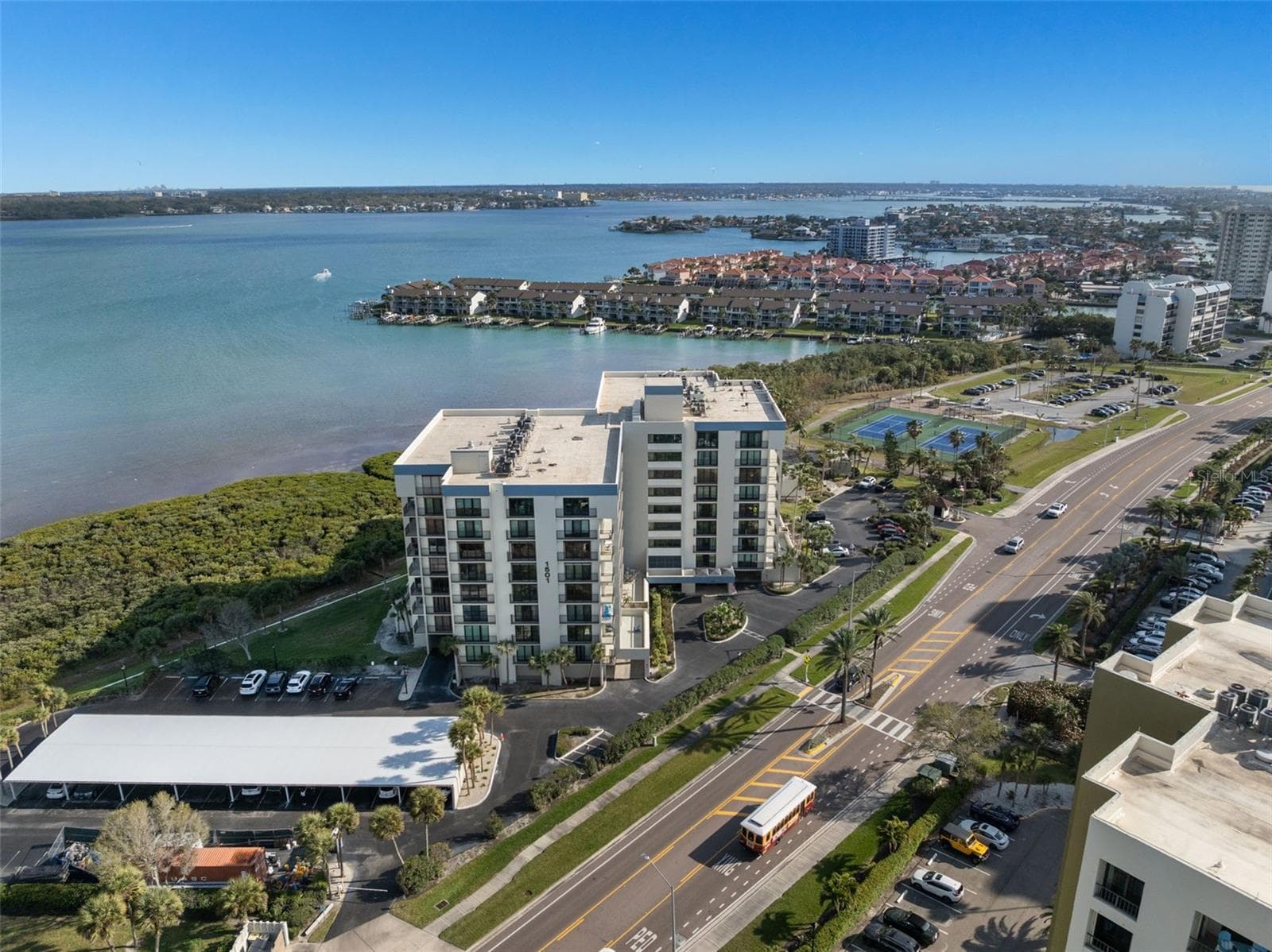 Condominium at 1501 GULF BLVD #603, CLEARWATER BEACH, photo 5 of 57