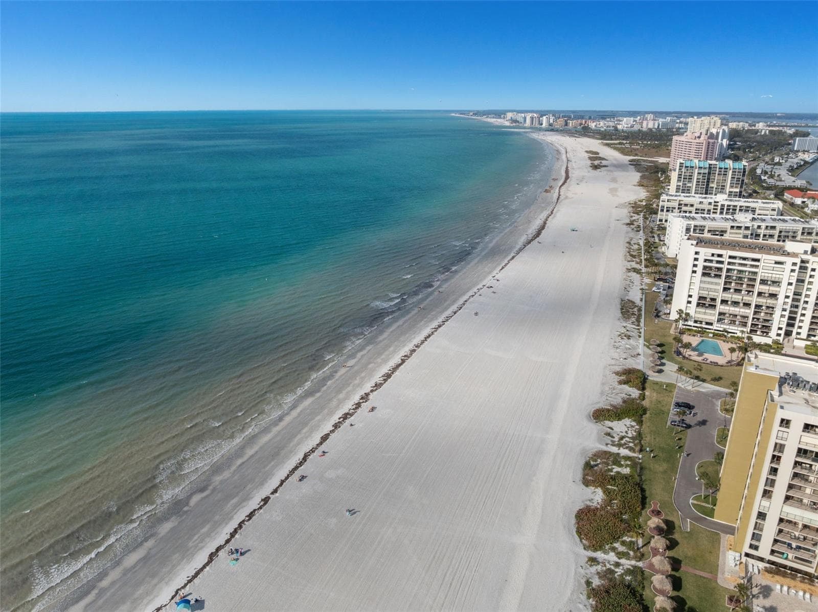 Just walk out your lobby door and across the street and you are HERE! - 1501 GULF BLVD #603, CLEARWATER BEACH
