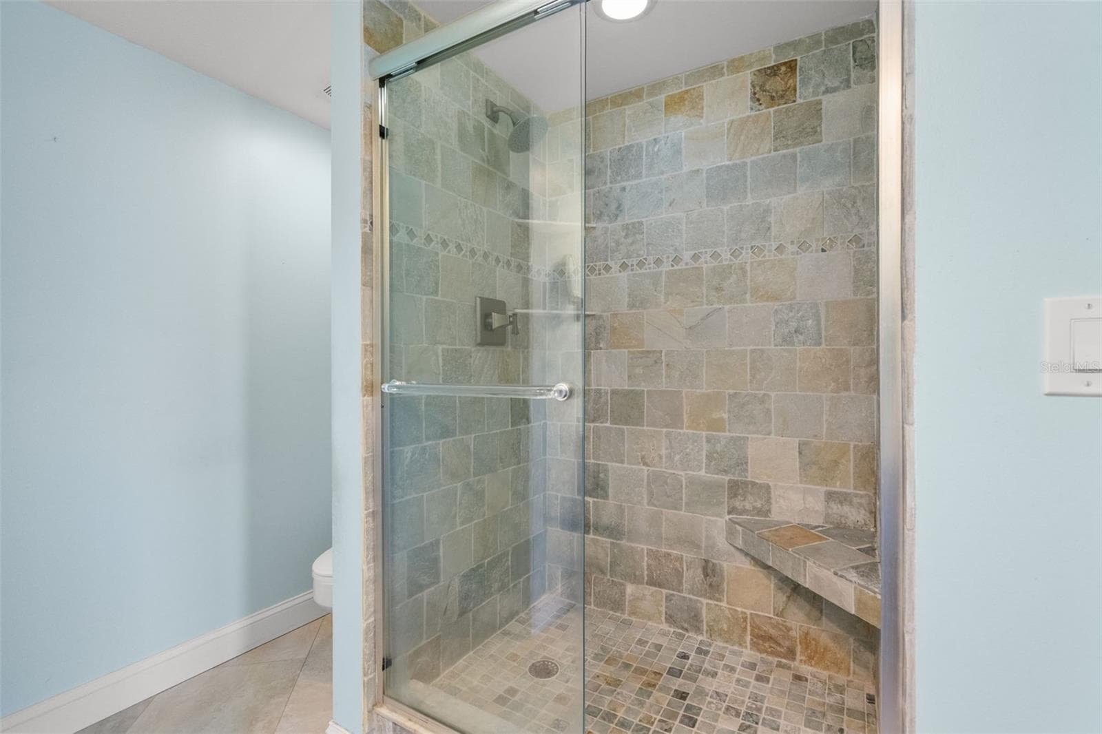 Guest bathroom shower - 1501 GULF BLVD #603, CLEARWATER BEACH