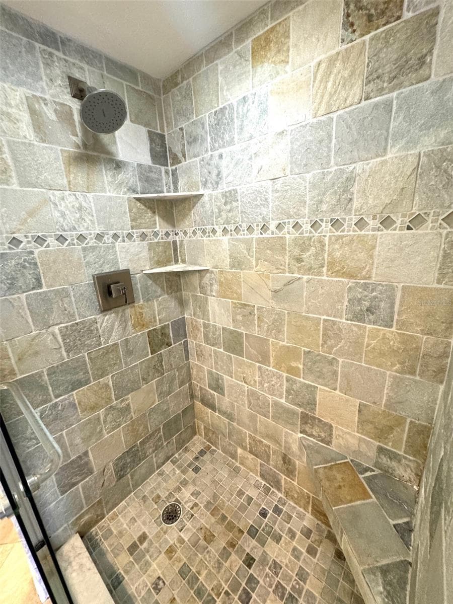 Guest bathroom shower - 1501 GULF BLVD #603, CLEARWATER BEACH