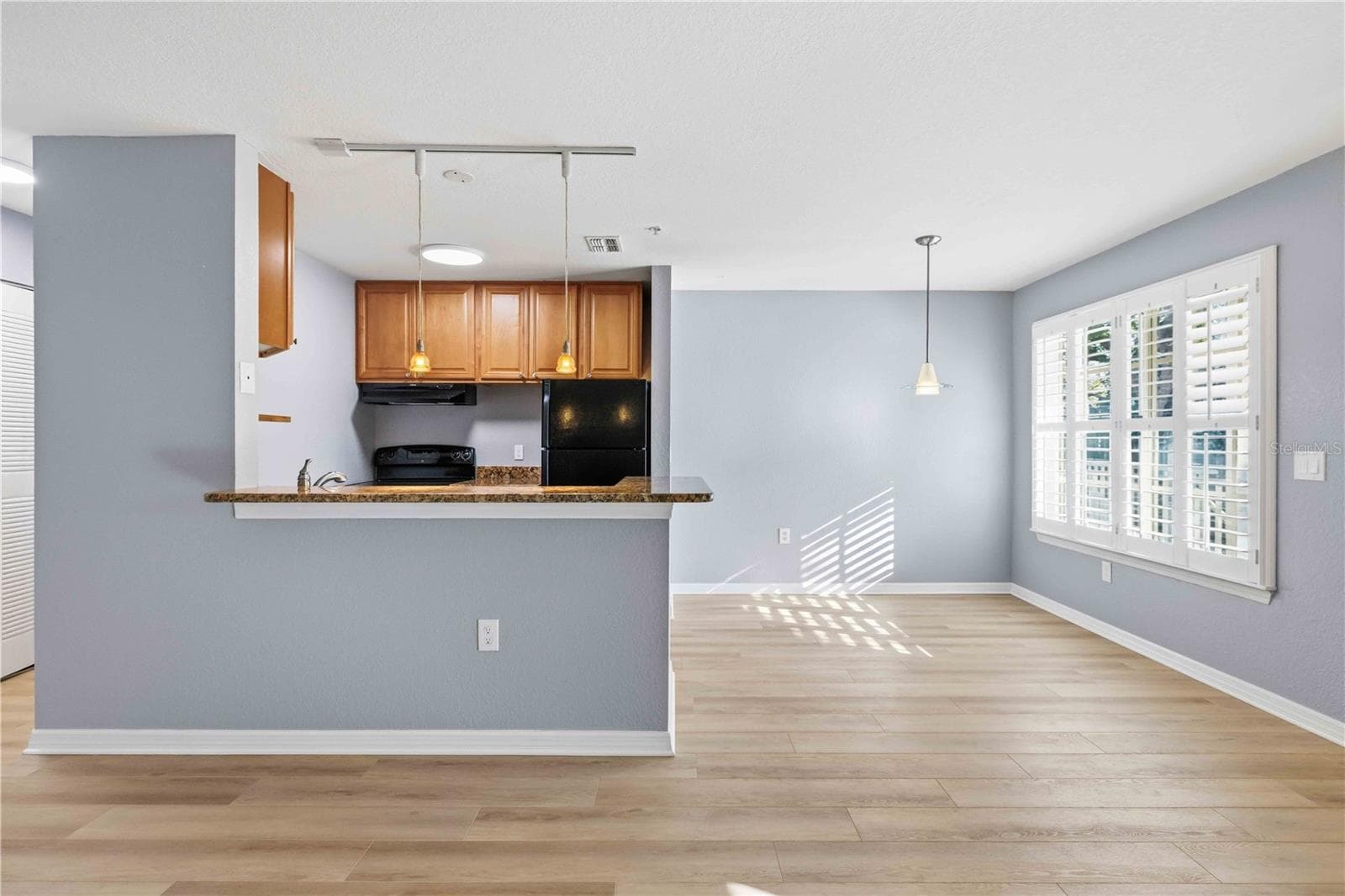 Condominium at 850 S TAMIAMI TRL #630, SARASOTA, photo 8 of 42