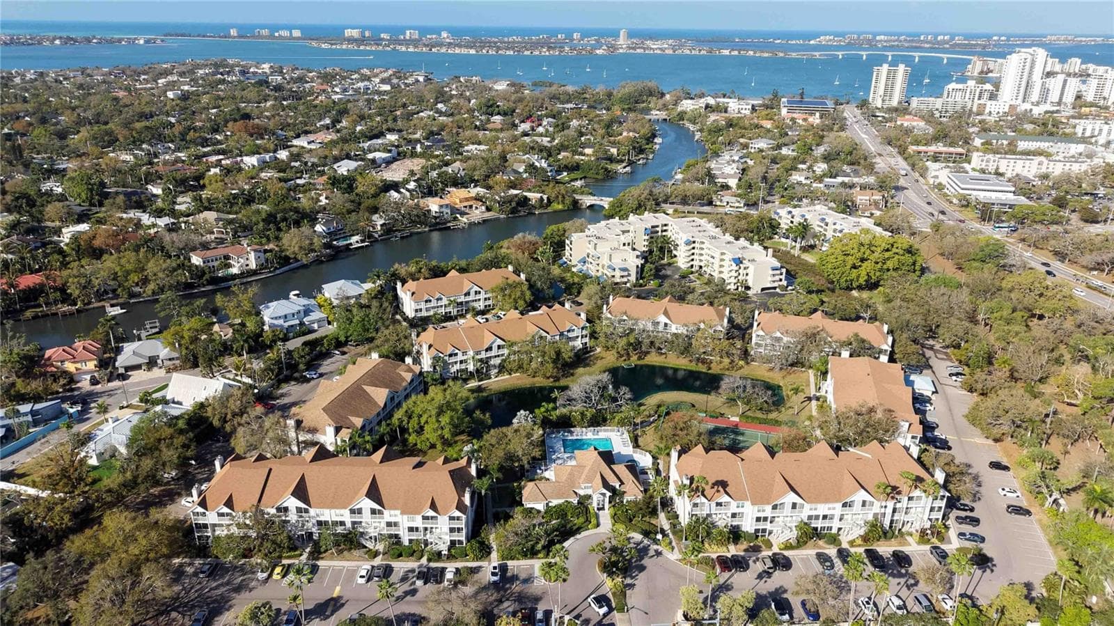 Condominium at 850 S TAMIAMI TRL #630, SARASOTA, photo 41 of 42