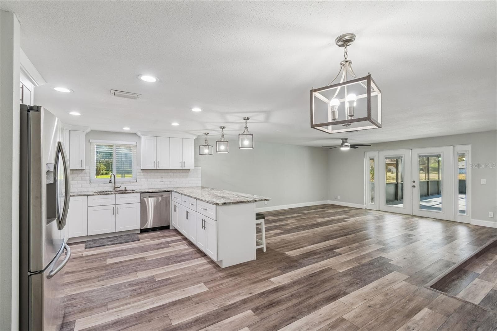 Single Family Residence at 10909 CANDY LN, NEW PORT RICHEY, photo 9 of 37