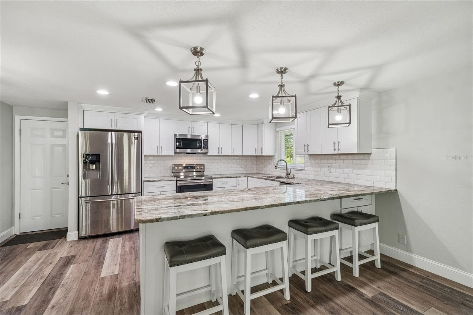 Single Family Residence at 10909 CANDY LN, NEW PORT RICHEY, photo 13 of 37