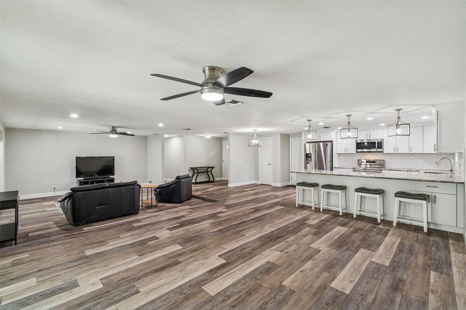 Single Family Residence at 10909 CANDY LN, NEW PORT RICHEY, photo 17 of 37