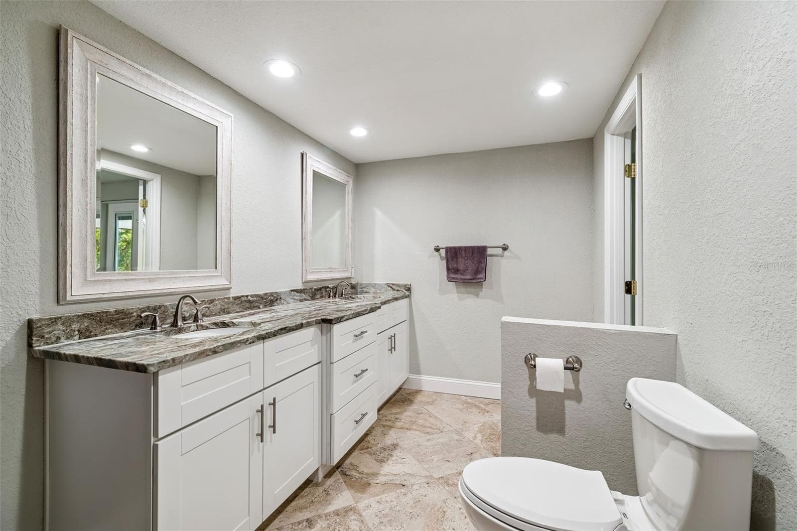 Single Family Residence at 10909 CANDY LN, NEW PORT RICHEY, photo 20 of 37