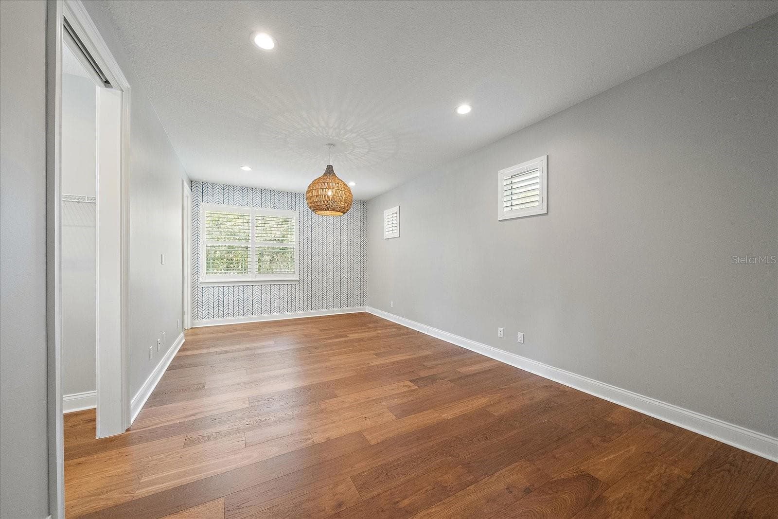 Double Primary Bedroom - 2nd Floor - 2207 WISTERIA ST, SARASOTA