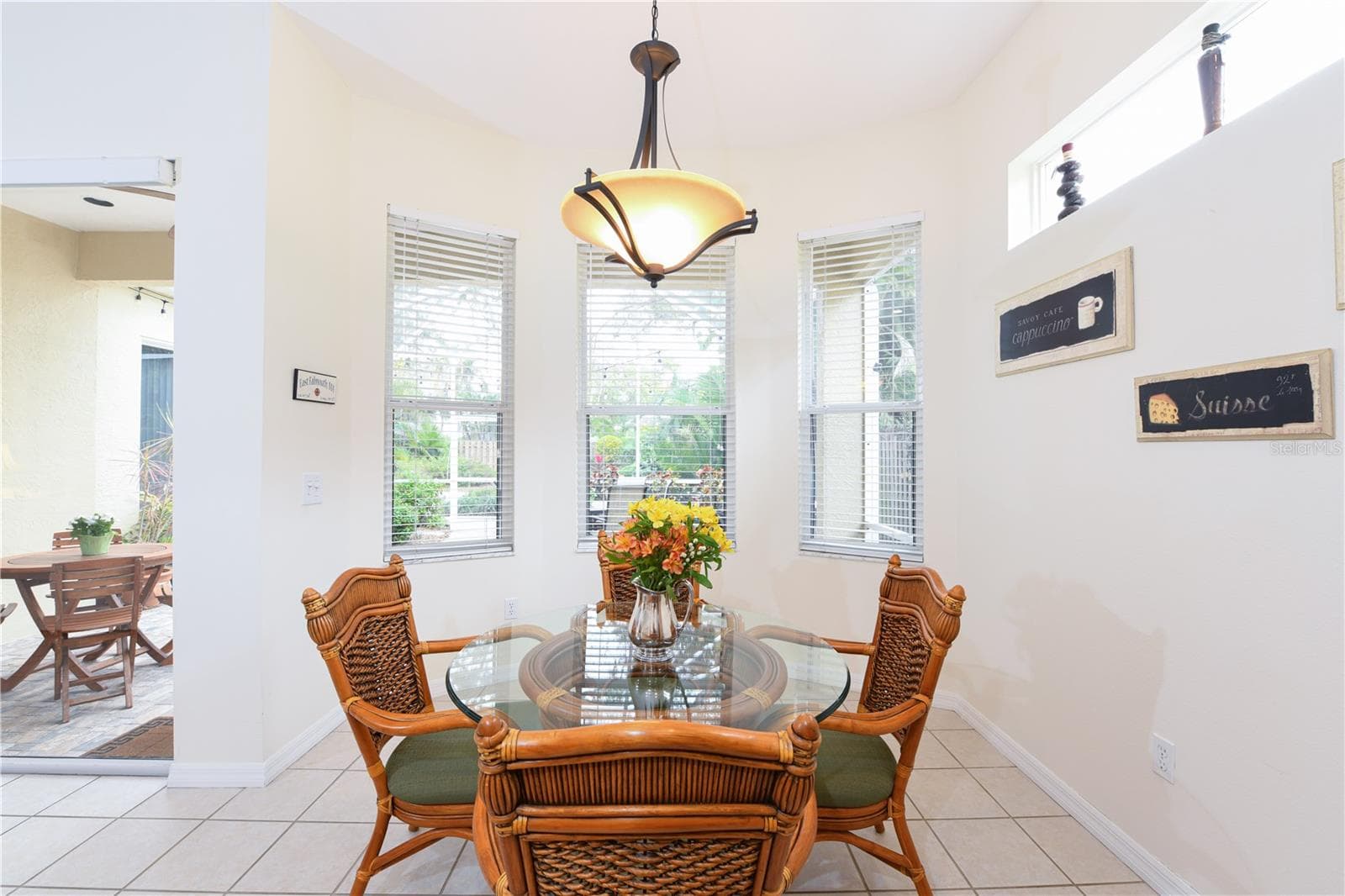 Breakfast / eating area adjacent to the kitchen - 156 TALL TREES CT, SARASOTA