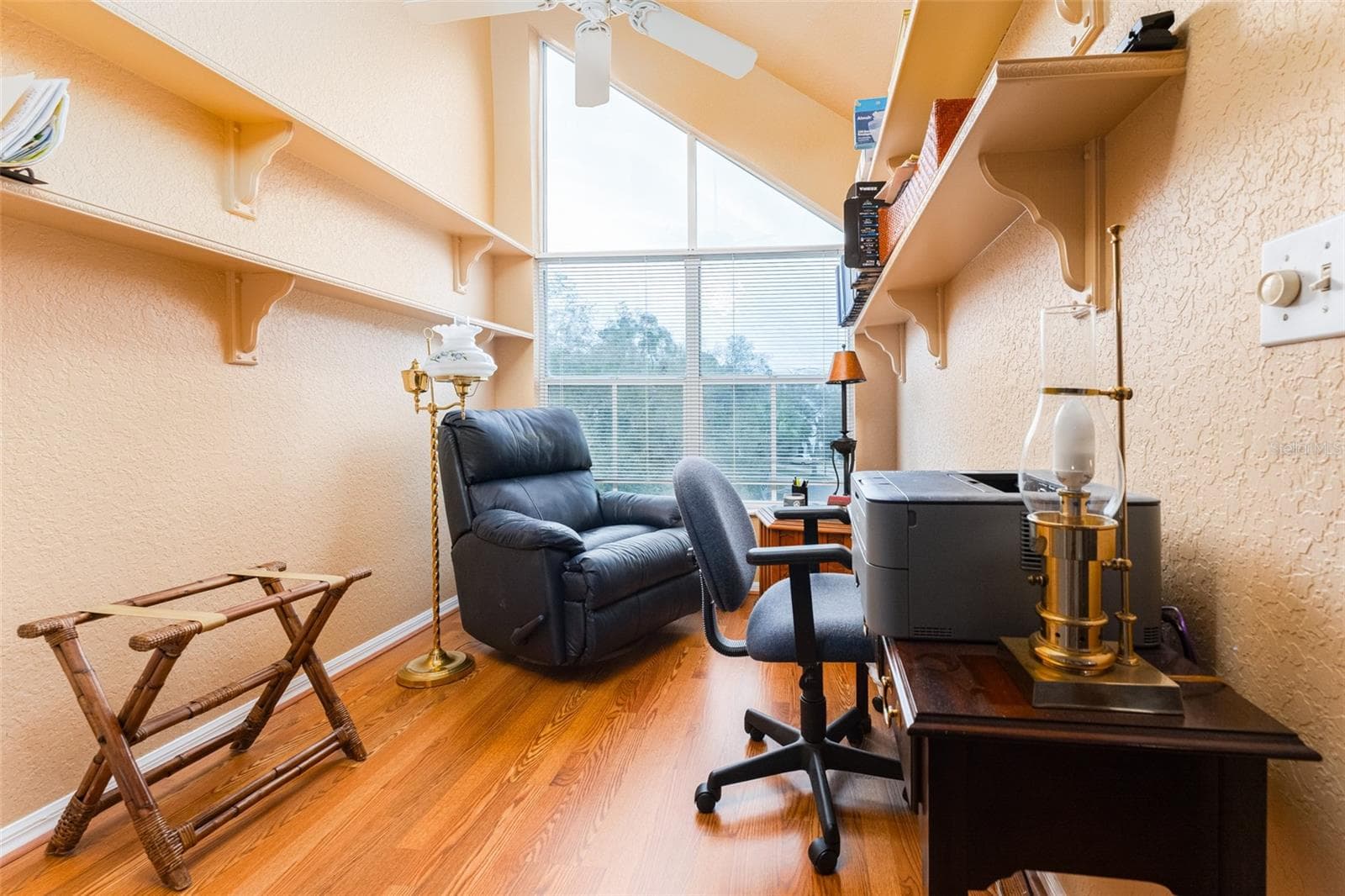 Office space in 2nd bedroom - 9936 INDIAN KEY TRL #22, SEMINOLE