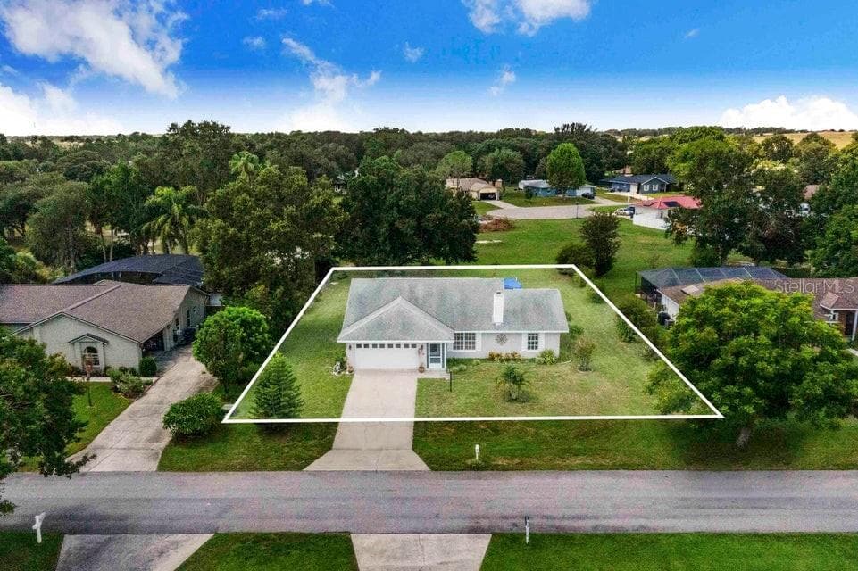 Single Family Residence at 910 LIBERTY LN, AUBURNDALE, photo 2 of 70