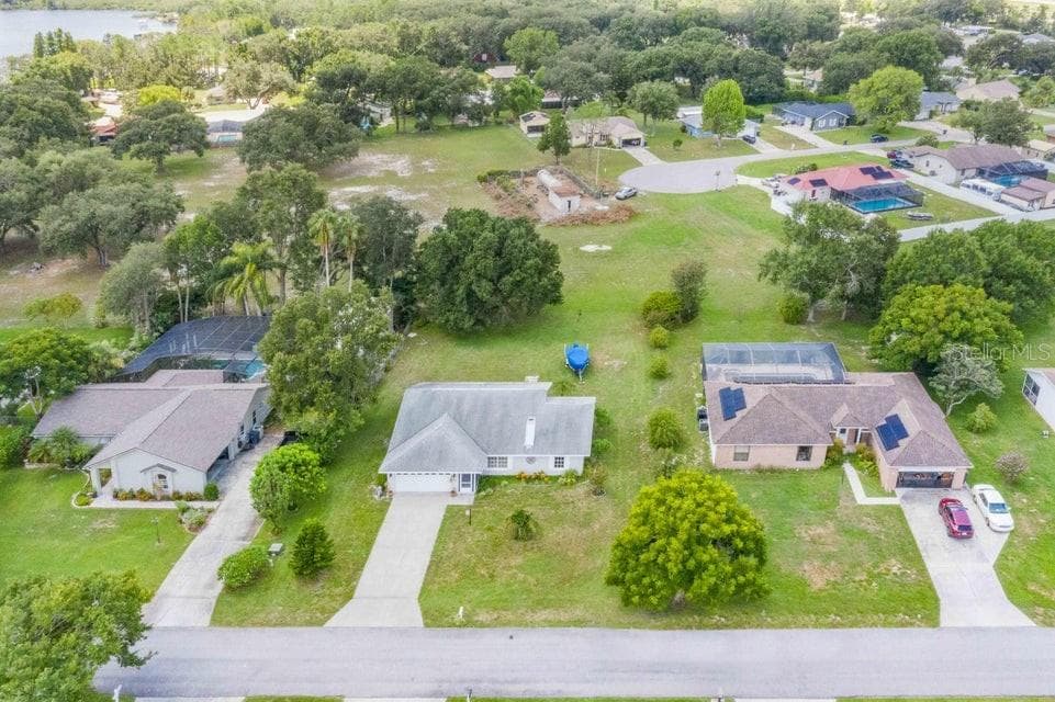 Single Family Residence at 910 LIBERTY LN, AUBURNDALE, photo 10 of 70