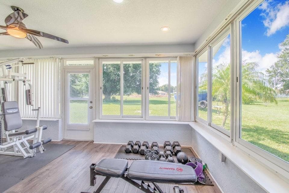 Single Family Residence at 910 LIBERTY LN, AUBURNDALE, photo 17 of 70