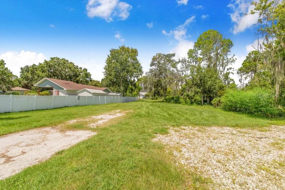 Single Family Residence at 910 LIBERTY LN, AUBURNDALE, photo 42 of 70