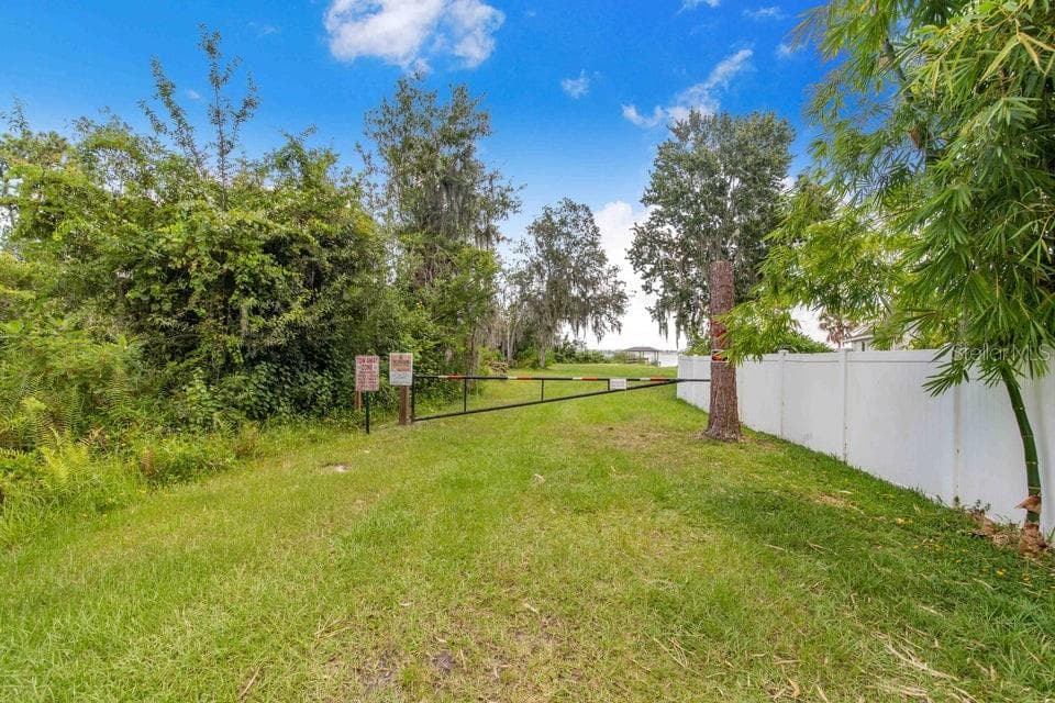Single Family Residence at 910 LIBERTY LN, AUBURNDALE, photo 49 of 70