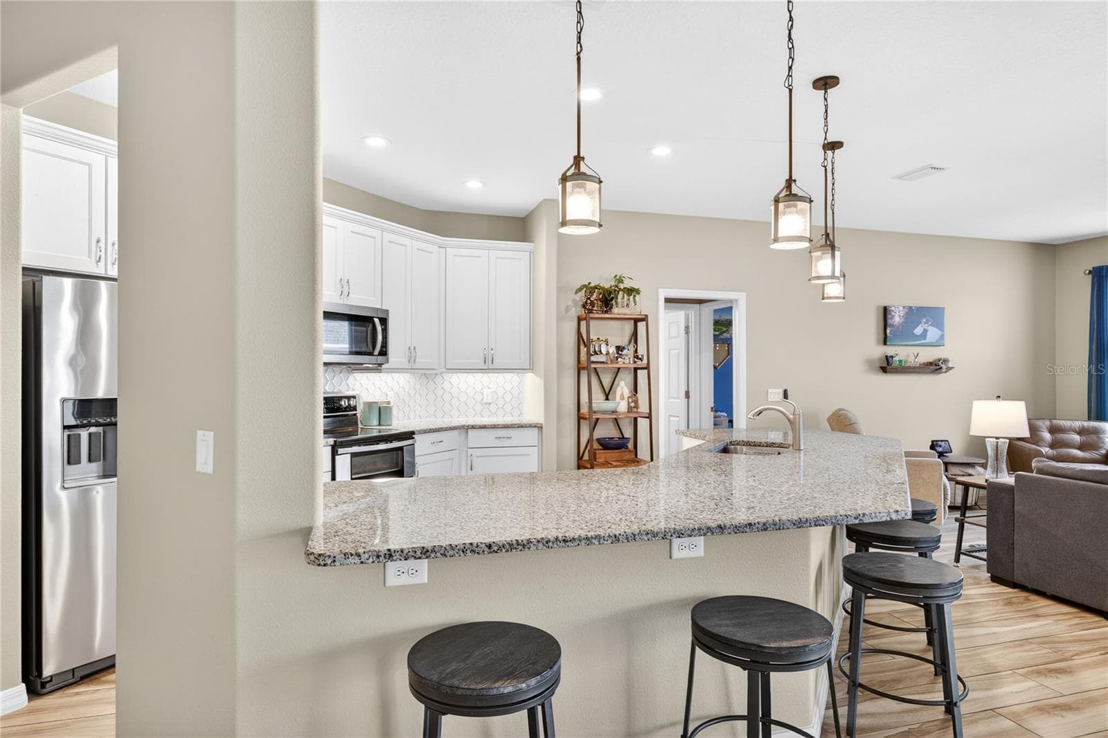 Single Family Residence at 36452 GRAND ISLAND OAKS CIR, GRAND ISLAND, photo 21 of 54