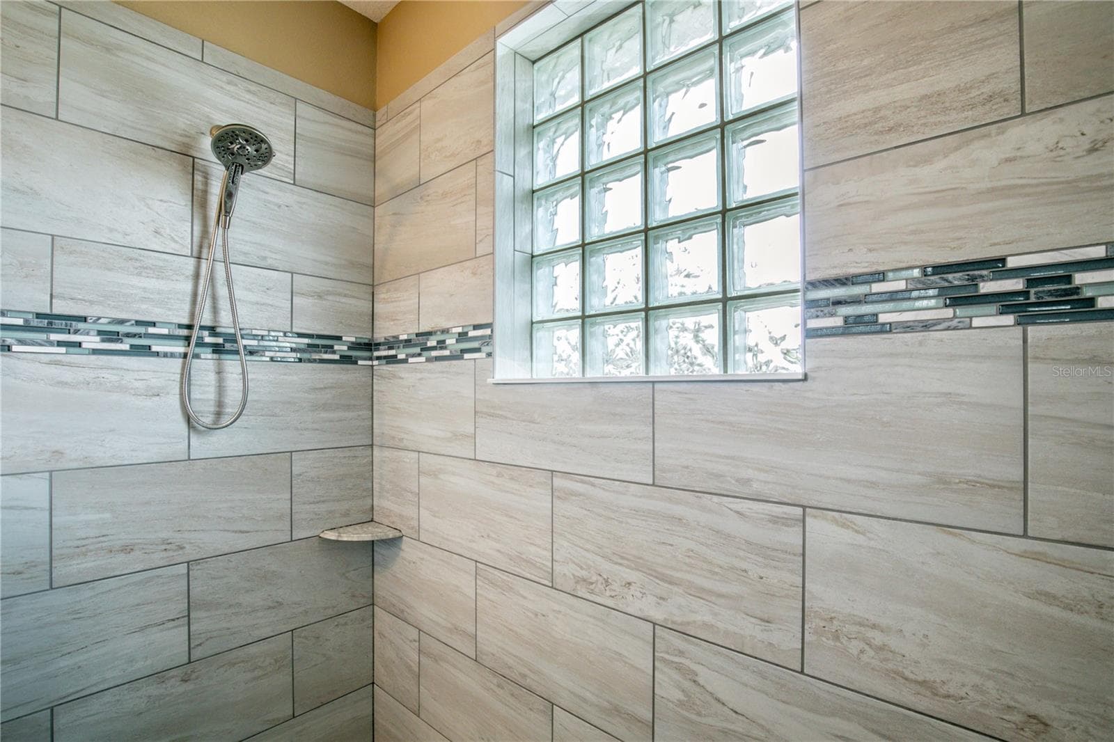 Single Family Residence at 36452 GRAND ISLAND OAKS CIR, GRAND ISLAND, photo 29 of 54
