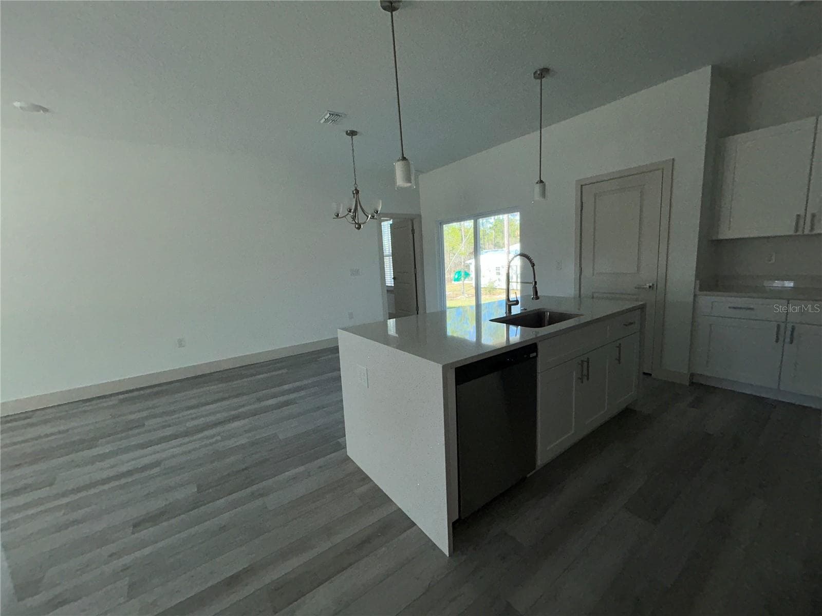 Single Family Residence at 1531 W GAINSBORO LN, CITRUS SPRINGS, photo 9 of 31