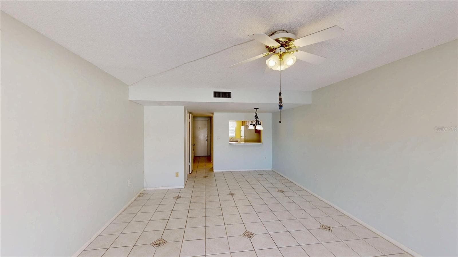 Condominium at 404 E ORLANDO AVE #8B, OCOEE, photo 10 of 29