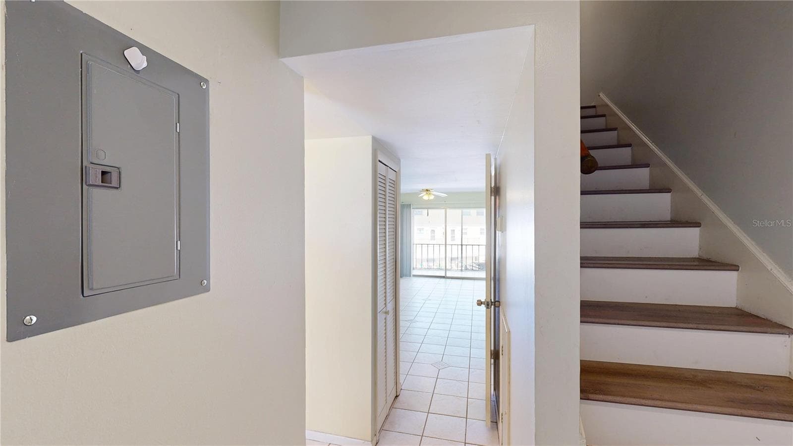 Condominium at 404 E ORLANDO AVE #8B, OCOEE, photo 13 of 29