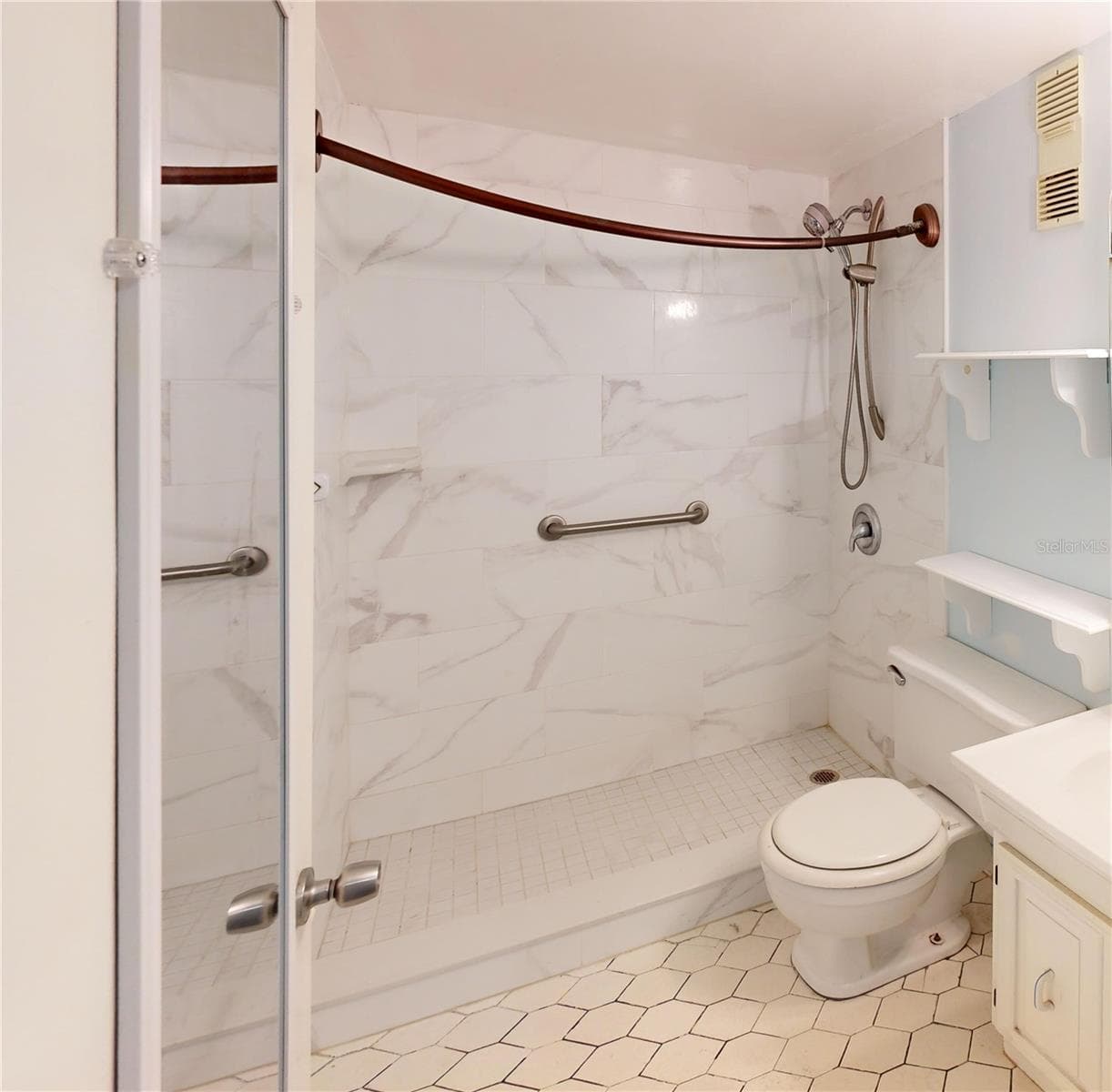 Condominium at 404 E ORLANDO AVE #8B, OCOEE, photo 22 of 29