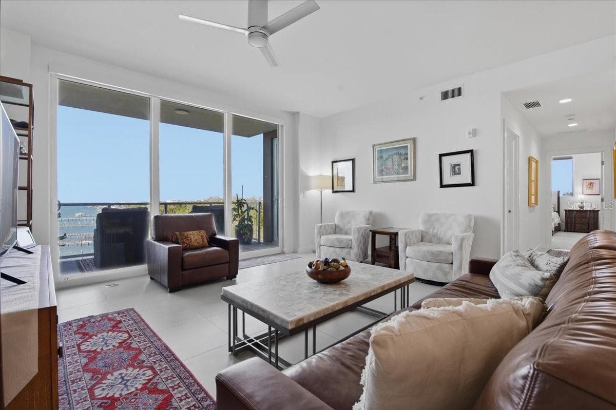 Condominium at 920 N OSCEOLA AVE #702, CLEARWATER, photo 11 of 40