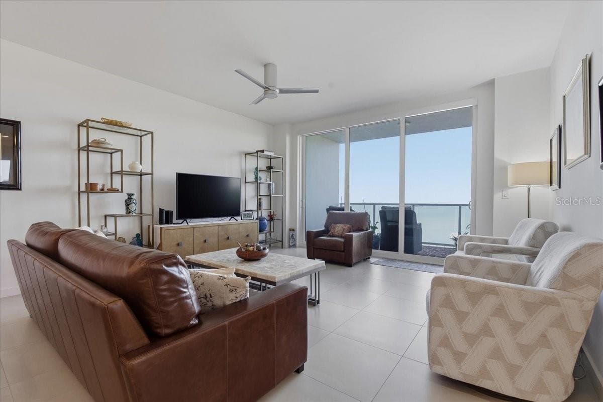 Condominium at 920 N OSCEOLA AVE #702, CLEARWATER, photo 20 of 40