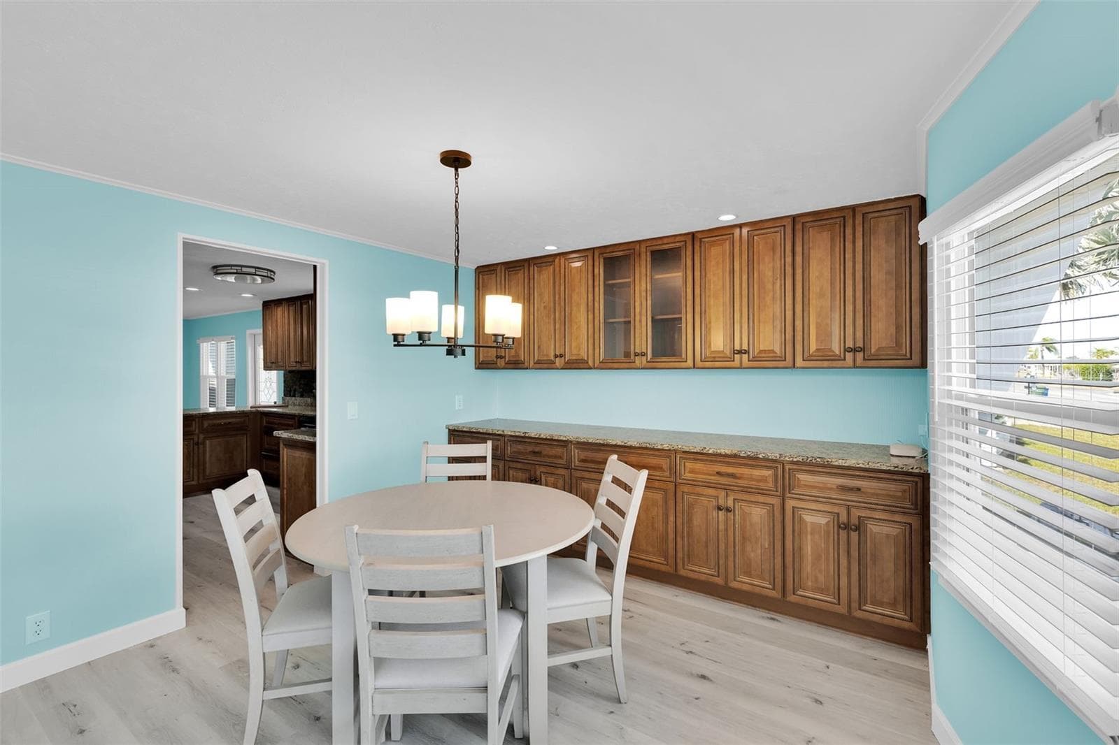 Manufactured Home at 517 LOS ALTOS, NORTH PORT, photo 10 of 32