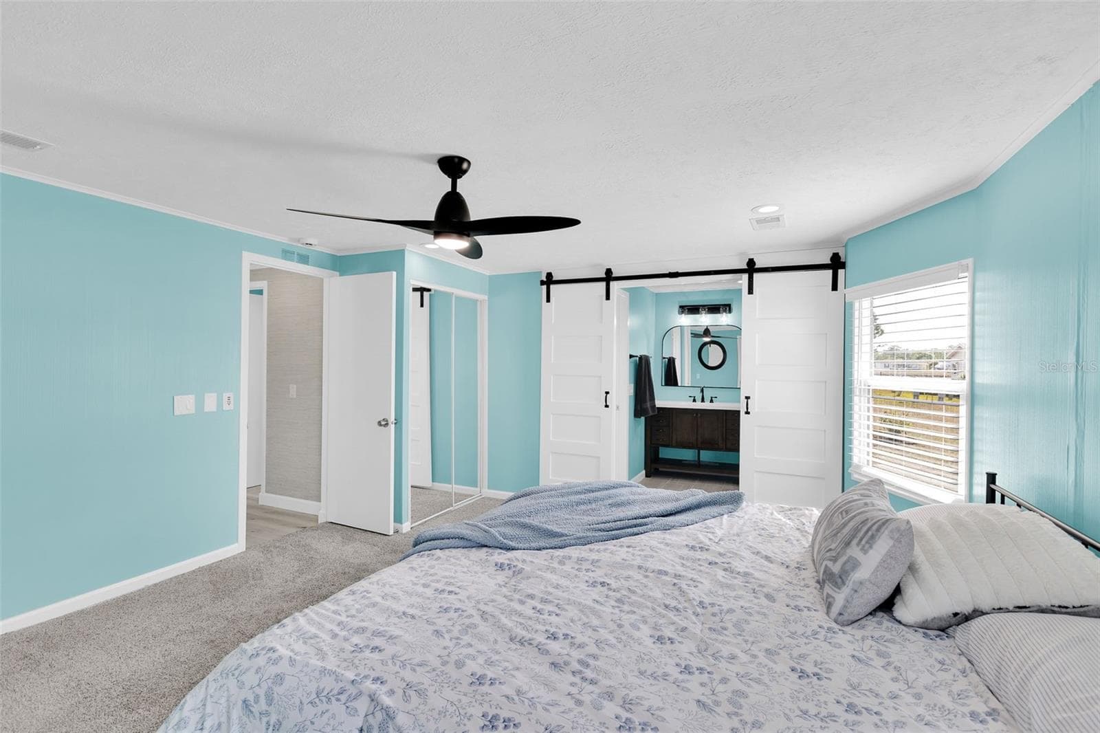 Manufactured Home at 517 LOS ALTOS, NORTH PORT, photo 18 of 32