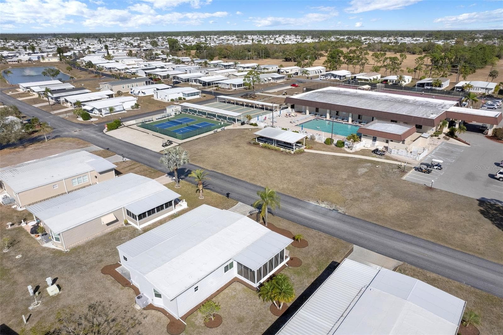 Manufactured Home at 517 LOS ALTOS, NORTH PORT, photo 29 of 32