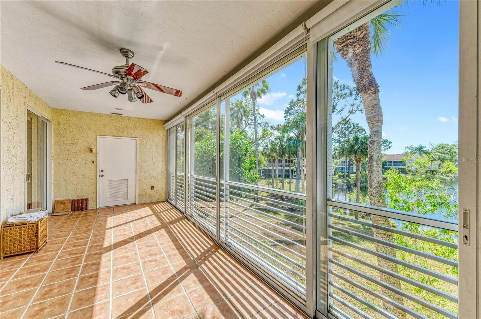 Condominium at 6101 34TH ST W #11G, BRADENTON, photo 27 of 54