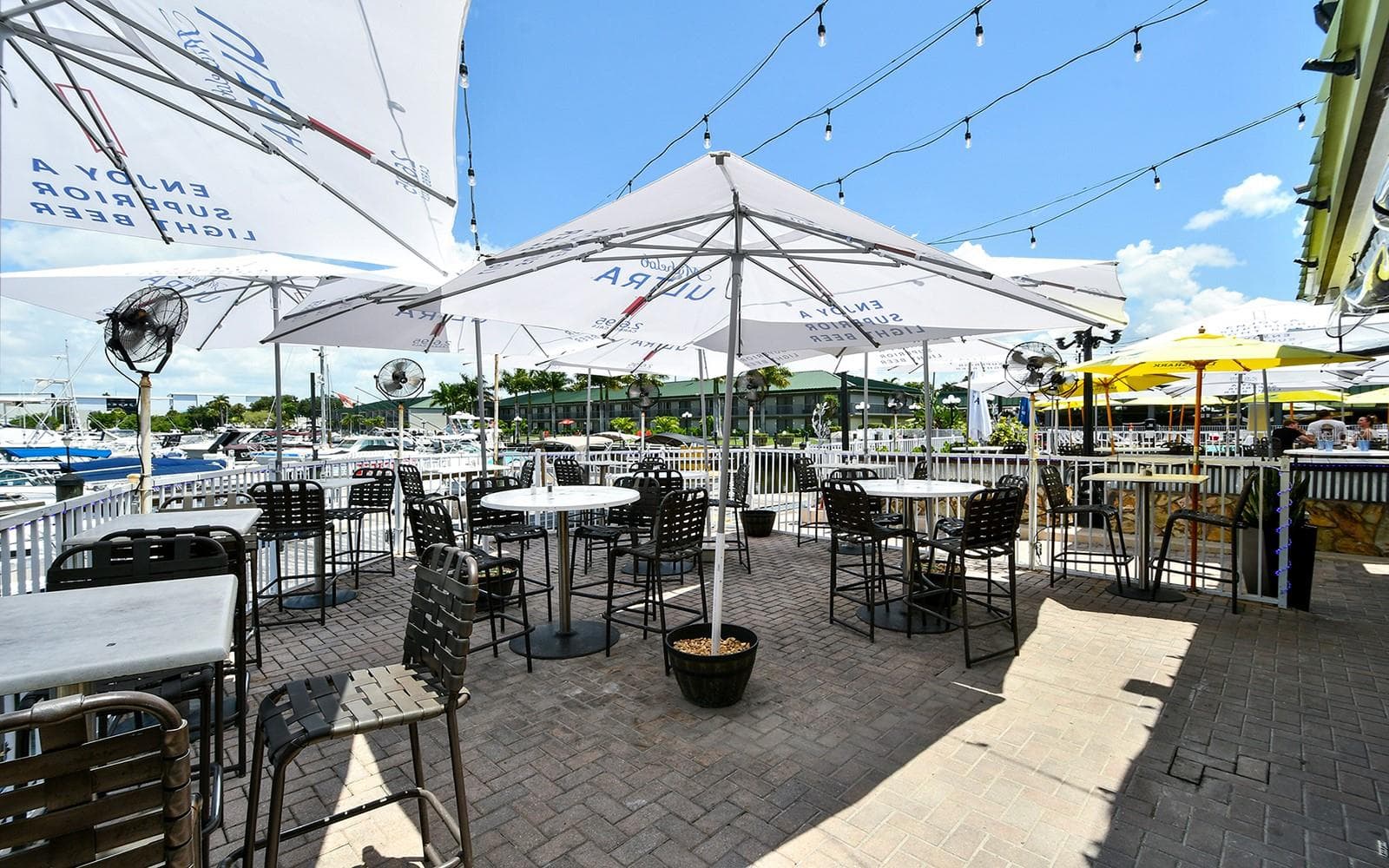 Condo - Hotel at 7150 N TAMIAMI TRL #S-612, SARASOTA, photo 18 of 25