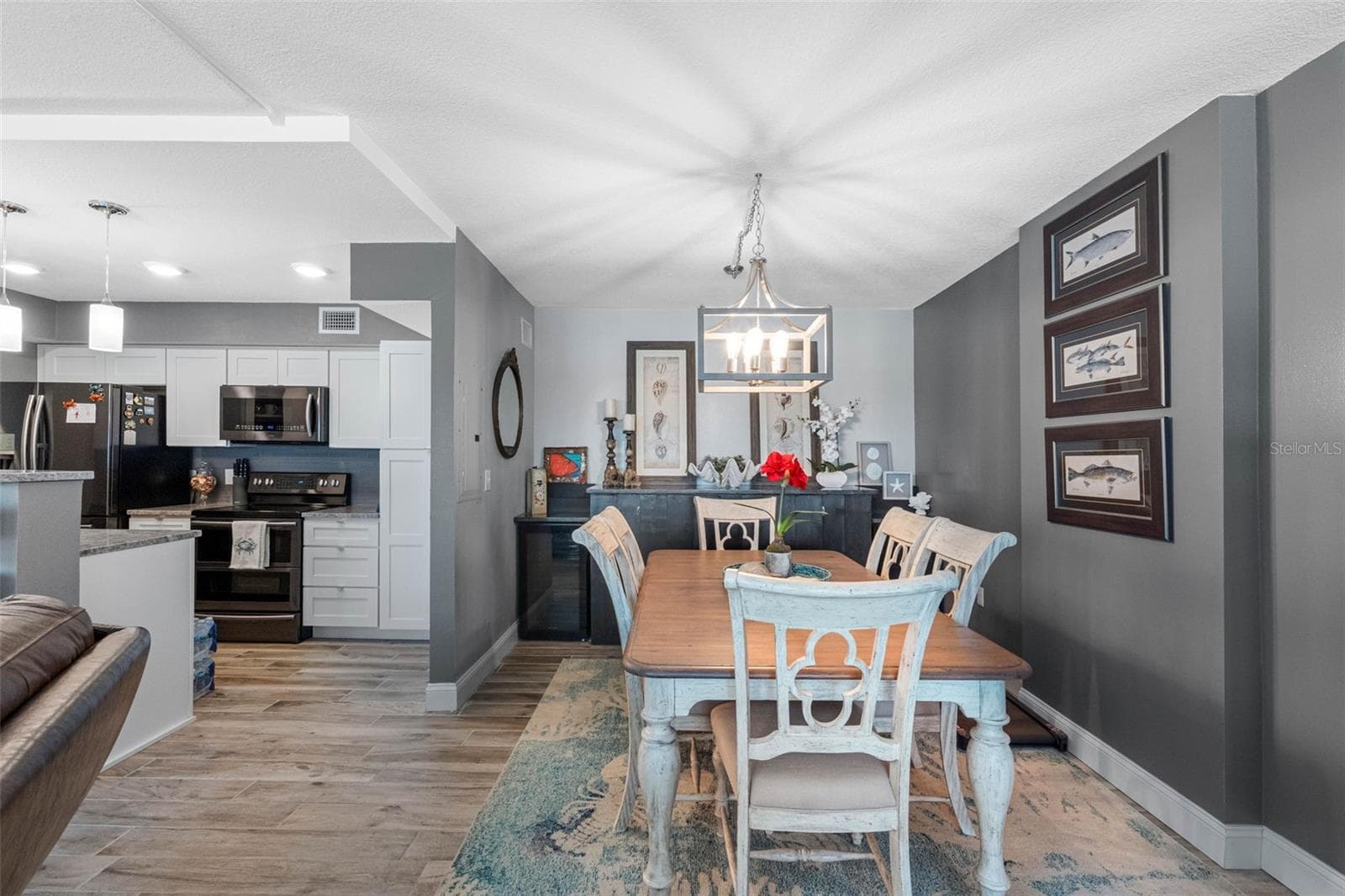 Dining Area - 17400 GULF BLVD #I3, REDINGTON SHORES