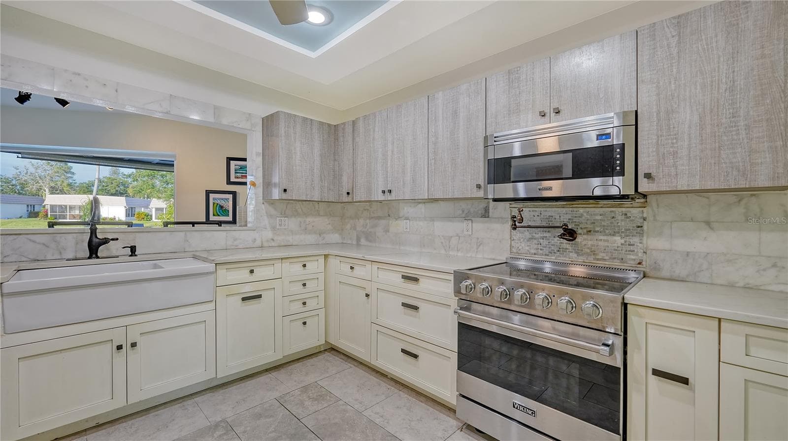 Single Family Residence at 5500 MERRIMAC DR, SARASOTA, photo 19 of 61
