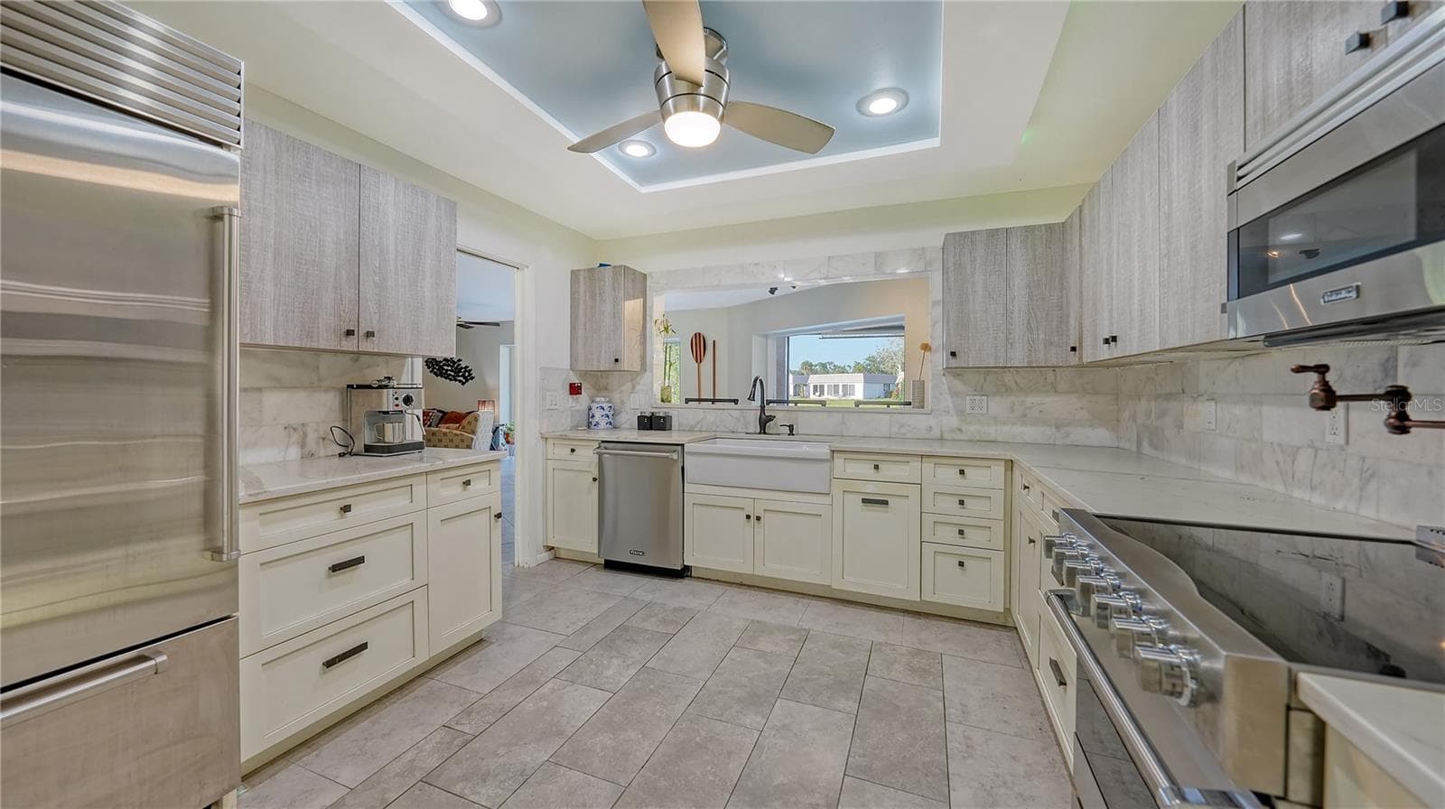 Single Family Residence at 5500 MERRIMAC DR, SARASOTA, photo 20 of 61