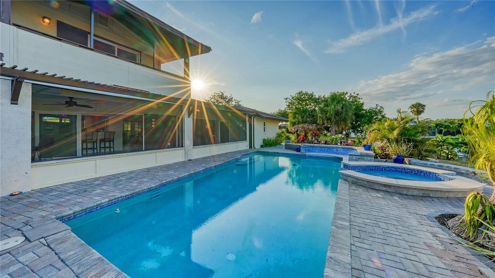 Single Family Residence at 5500 MERRIMAC DR, SARASOTA, photo 41 of 61