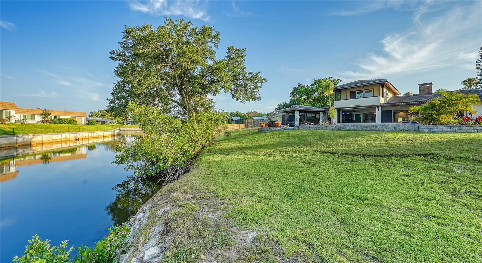 Single Family Residence at 5500 MERRIMAC DR, SARASOTA, photo 49 of 61