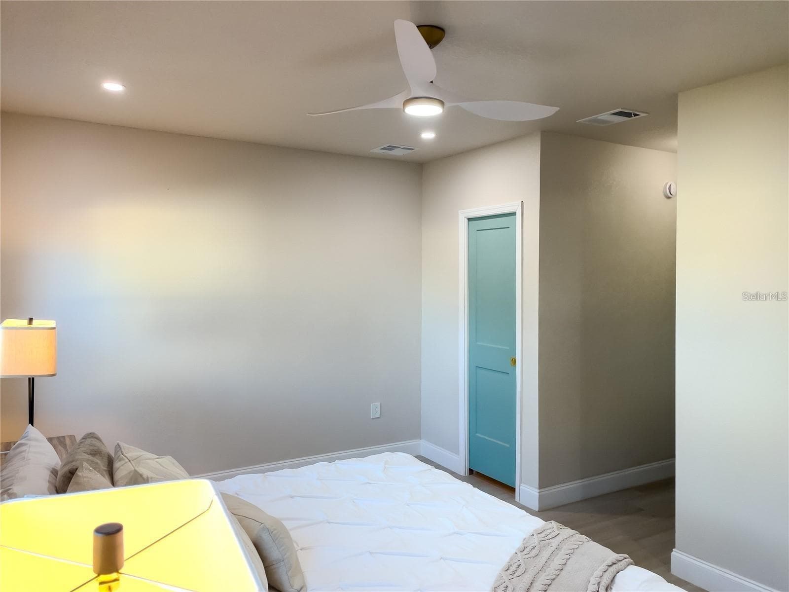 Single Family Residence at 5516 GOLDEN DR, TAMPA, photo 20 of 34