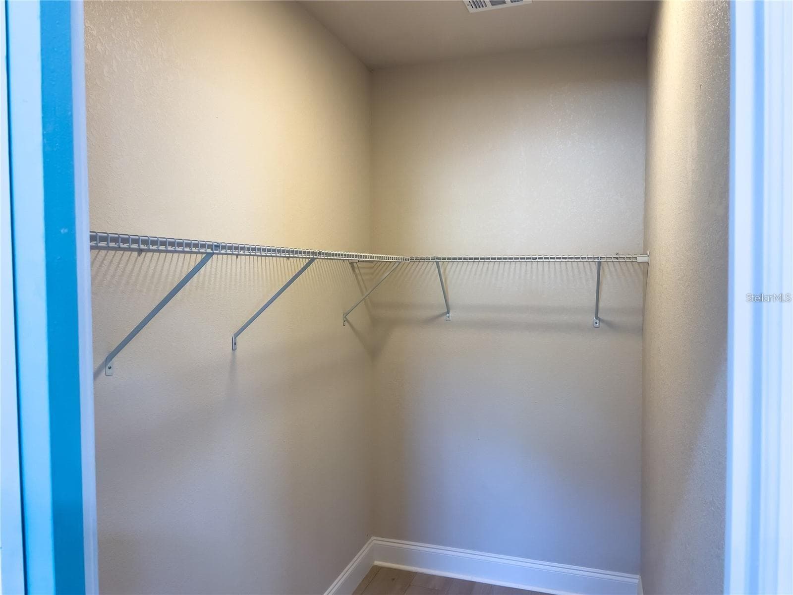 Single Family Residence at 5516 GOLDEN DR, TAMPA, photo 21 of 34