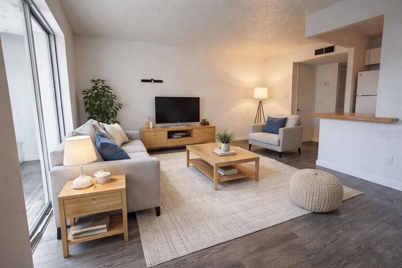 Virtually staged - 215 S MCMULLEN BOOTH RD #182, CLEARWATER