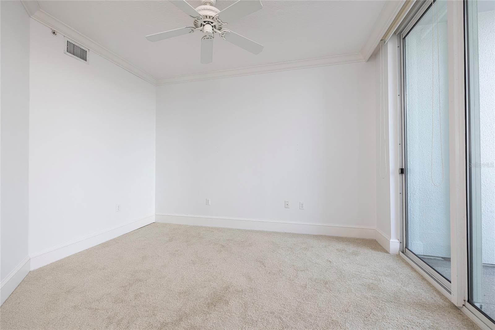 Bonus Room in the Master -- Office/Den/Gym - 2 SEASIDE LN #103, BELLEAIR