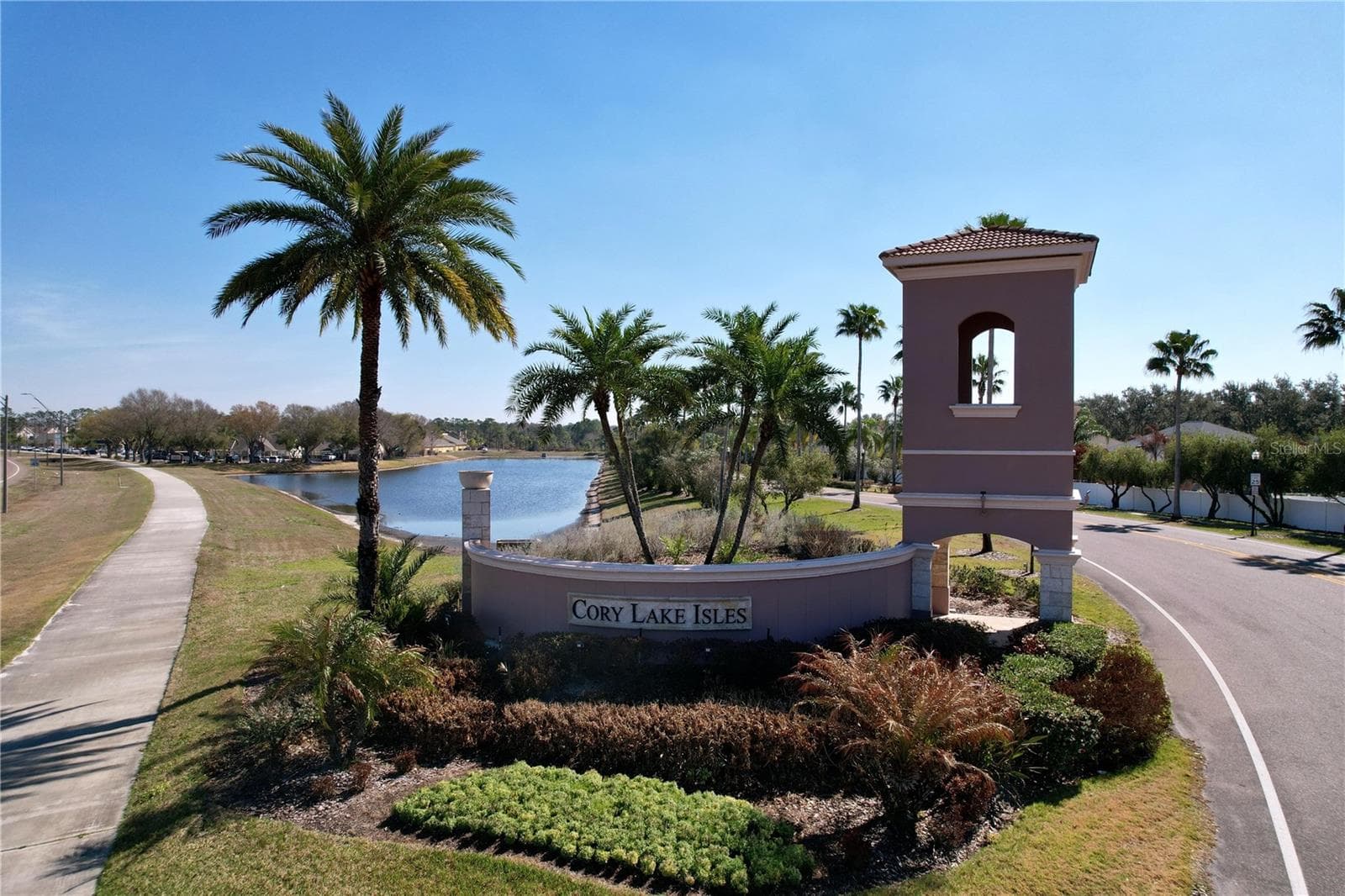 Single Family Residence at 15246 ANGUILLA ISLE AVE, TAMPA, photo 3 of 97