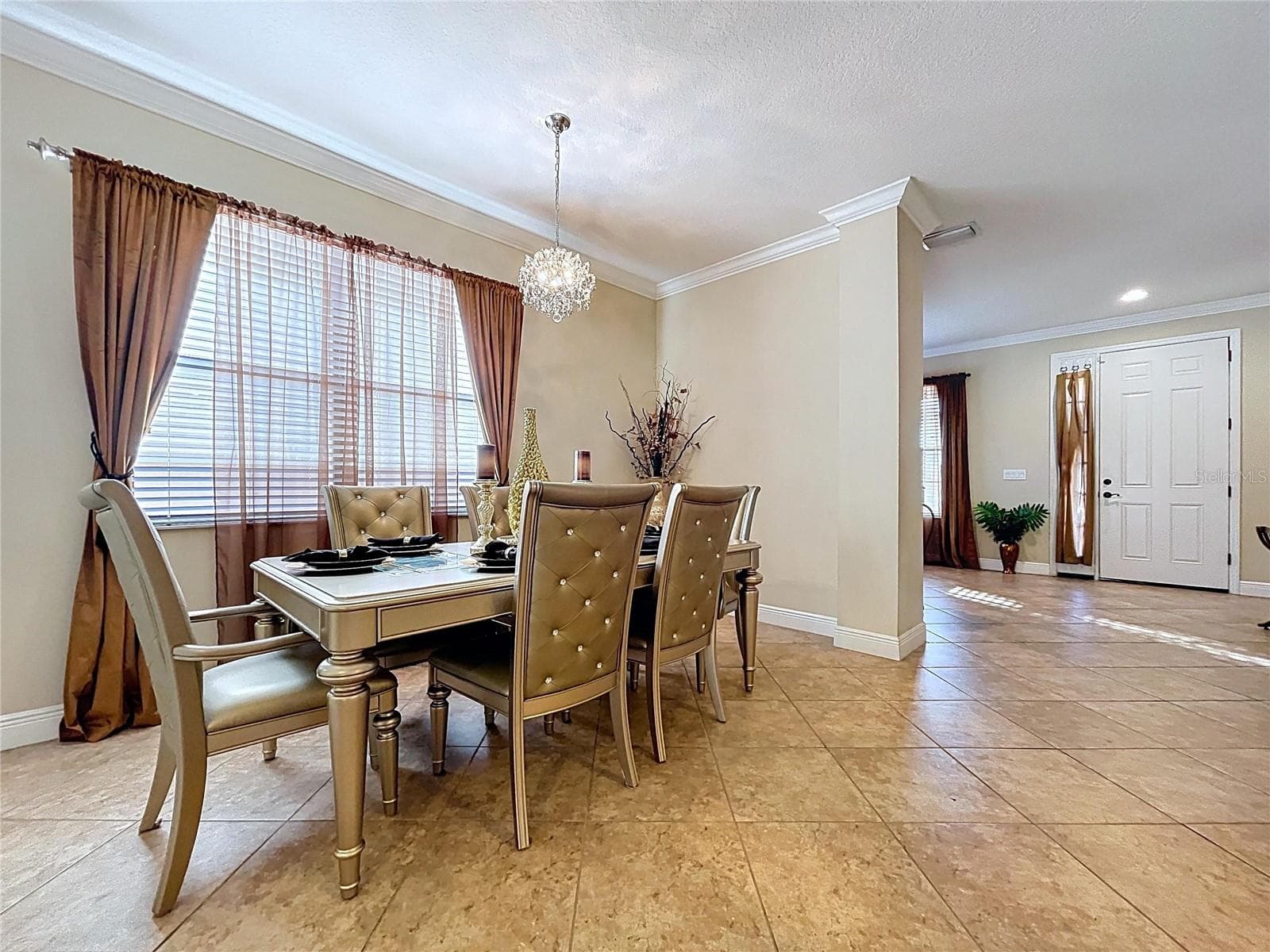 Single Family Residence at 15246 ANGUILLA ISLE AVE, TAMPA, photo 18 of 97